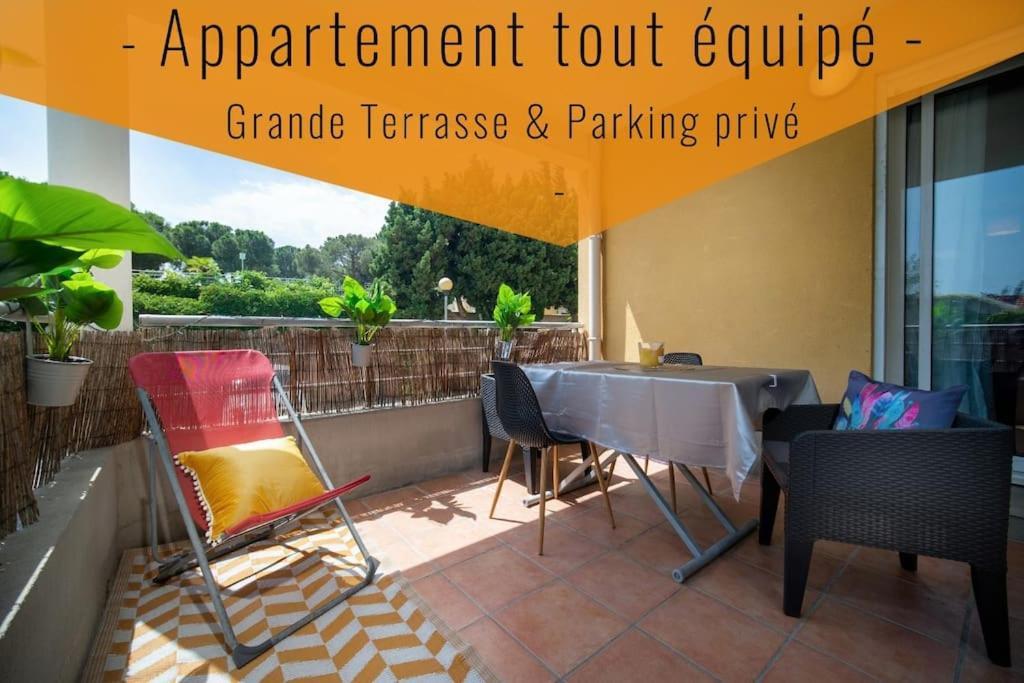 Appartement Tout Equipe Terrasse Et Parking Prive Marselha Exterior foto